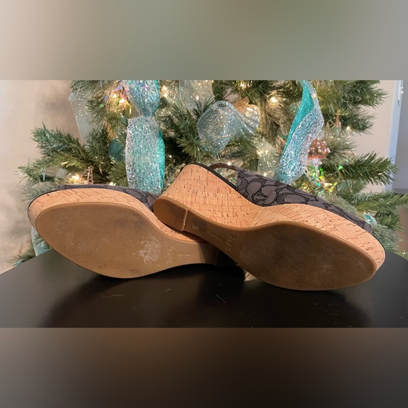 Coach “Ferry” Wedges Size 9 EUC - Picture 6 of 6